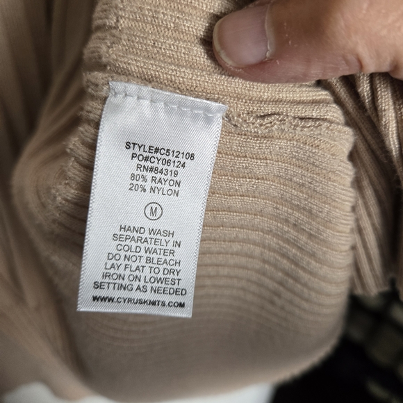 Women's Ribbed Cardigan Sweater - Beige Size M - Picture 6 of 10